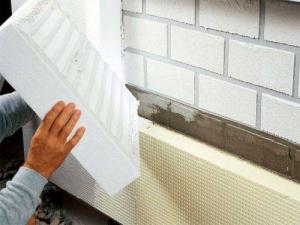 Какой пенопласт использовать для утепления фасада