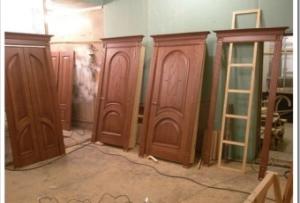 Виды древесины, используемые в производстве дверей